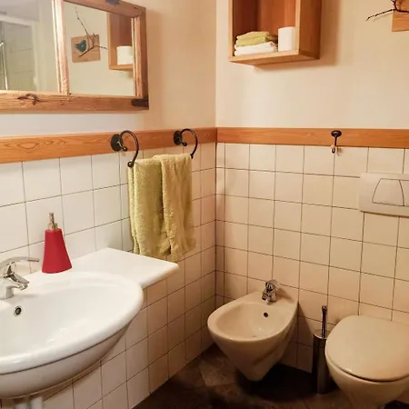 Zwei-zimmer-wohnung La Capra Ideal Fuer Paare Mit Kindern By Interhome Lejlighed Gignod