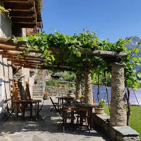 Zwei-zimmer-wohnung La Capra Ideal Fuer Paare Mit Kindern By Interhome 아파트 *