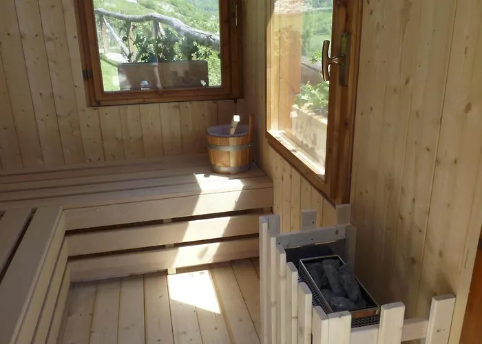 Zwei-zimmer-wohnung La Capra Ideal Fuer Paare Mit Kindern By Interhome *